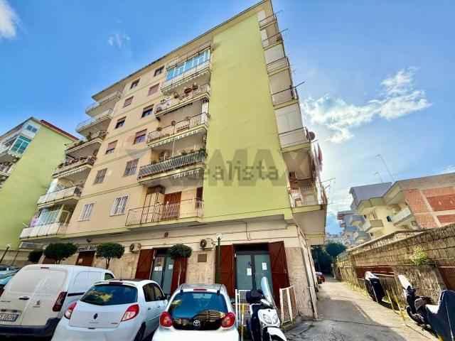 Appartamento in vendita di 217 m² in Via Toscana, 14