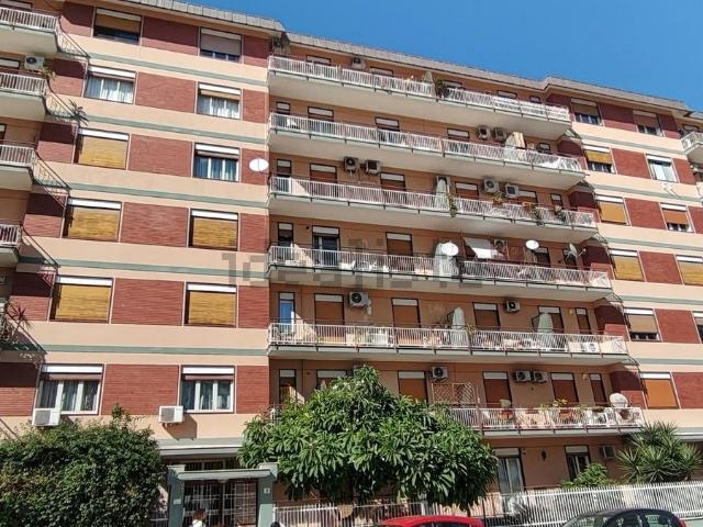Appartamento in vendita di 218 m² in Via Guglielmo Borremans, 9