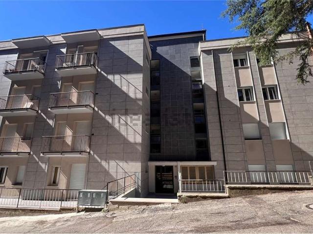Appartamento in vendita di 218 m² in Via del Bucaccio, 11