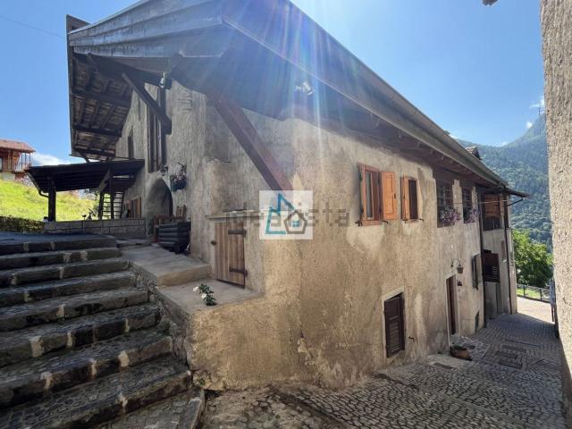 Appartamento in vendita di 218 m² in Località Malga Laghetto