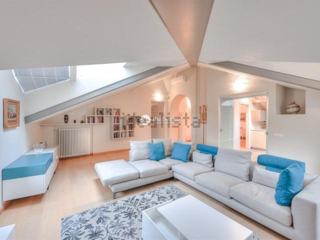 Appartamento in vendita di 218 m² in Piazza San Marco