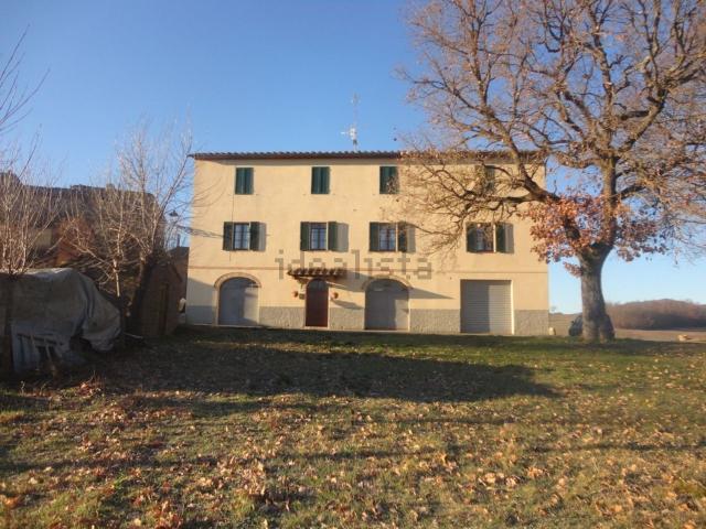 Appartamento in vendita di 218 m² in Strada Comunale di San Galgano