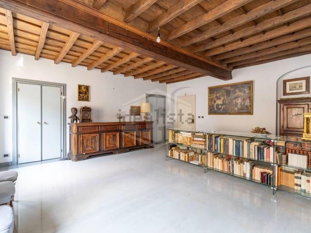 Appartamento in vendita di 219 m² in Via Giambattista Bogino, 25