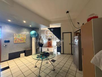 Appartamento in vendita di 219 m² in Via Monsignor Rimmaudo, 44