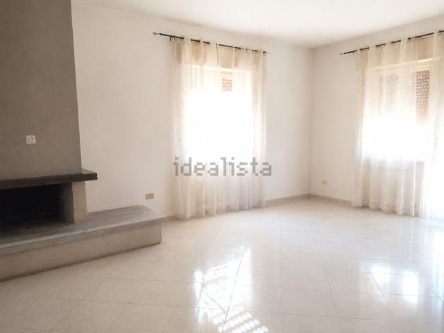 Appartamento in vendita di 219 m² in Via Stradonetto