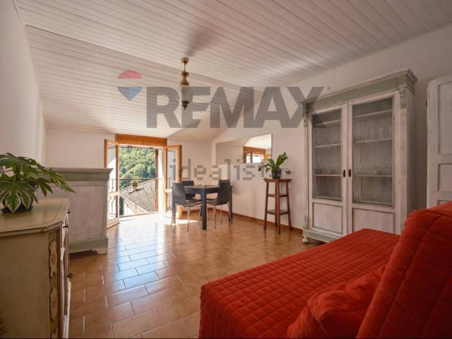 Appartamento in vendita di 219 m² in Località Bruschi Soprani, 8
