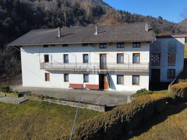 Appartamento in vendita di 220 m² in Via Vecellio