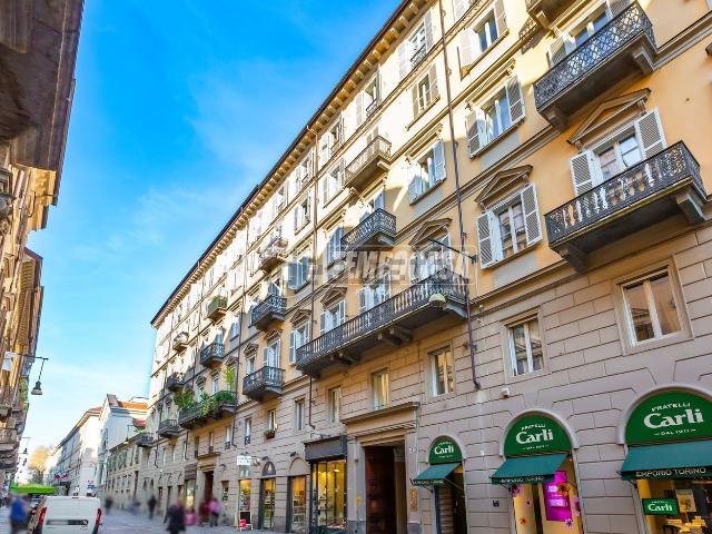 Appartamento in vendita di 220 m² in Via Carlo Alberto, 43