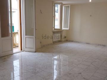 Appartamento in vendita di 220 m² in Via Cristoforo Colombo