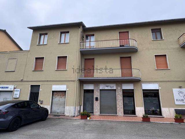 Appartamento in vendita di 220 m² in Via Angelo Costanzi, 14
