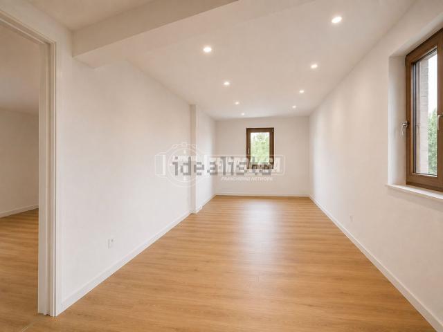 Appartamento in vendita di 220 m² in Via Basilio Bona