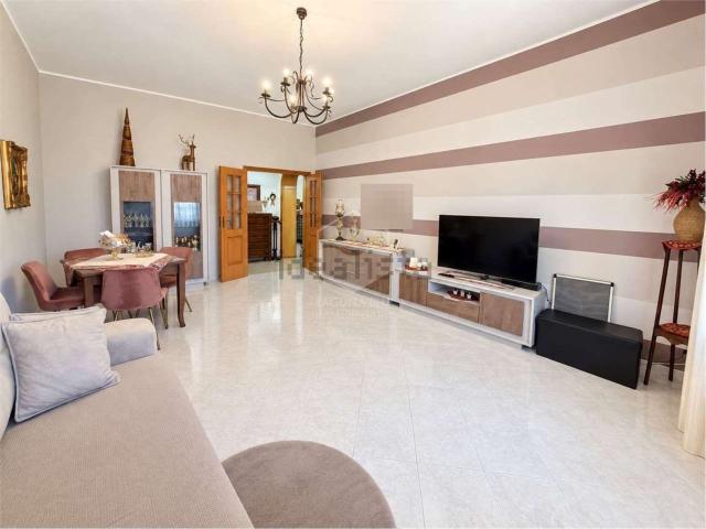 Appartamento in vendita di 220 m² in Via Gaetano Salvemini