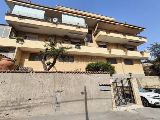 Appartamento in vendita di 220 m² in Via Giuseppe Maria Terreni, 36