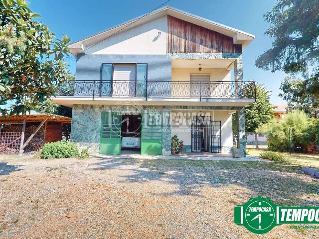 Appartamento in vendita di 220 m² in Via Giardino