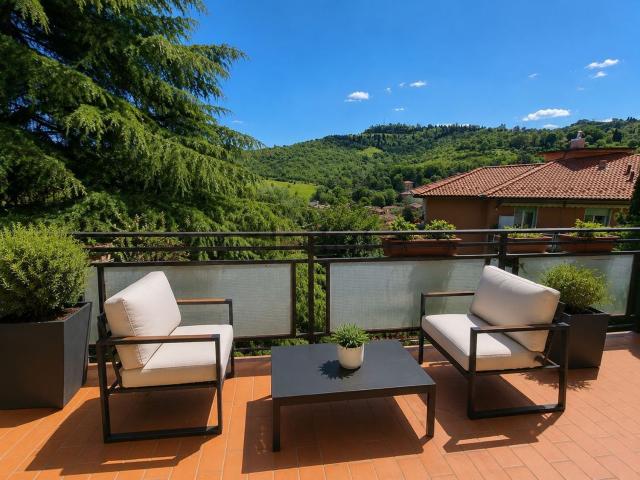 Appartamento in vendita di 220 m² in Via Dore Paolo