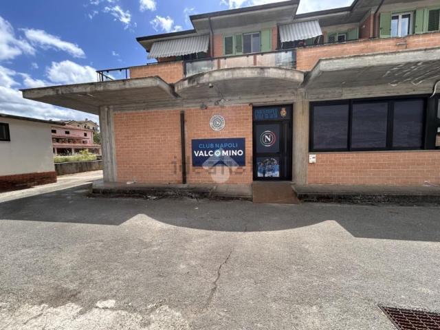 Appartamento in vendita di 220 m² in Via dei Sanniti