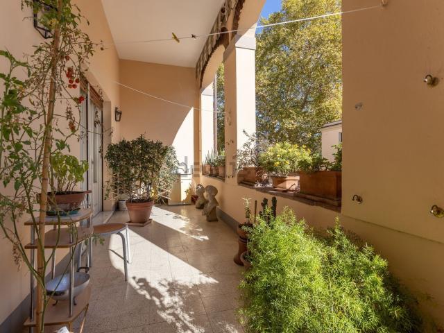 Appartamento in vendita di 220 m² in Via del Giardino Botanico, 33
