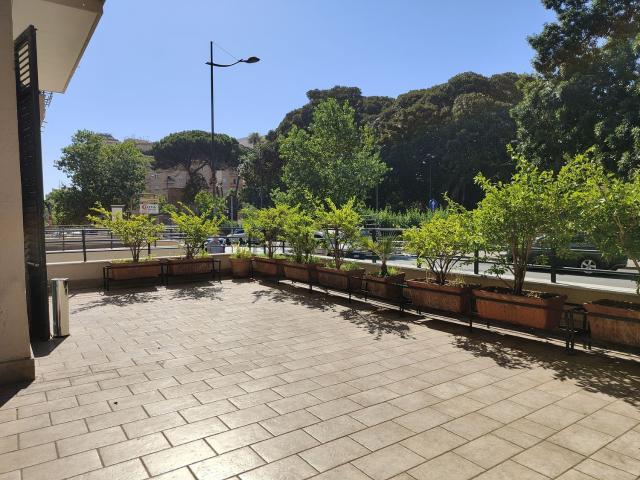 Appartamento in vendita di 220 m² in Via Duca della Verdura