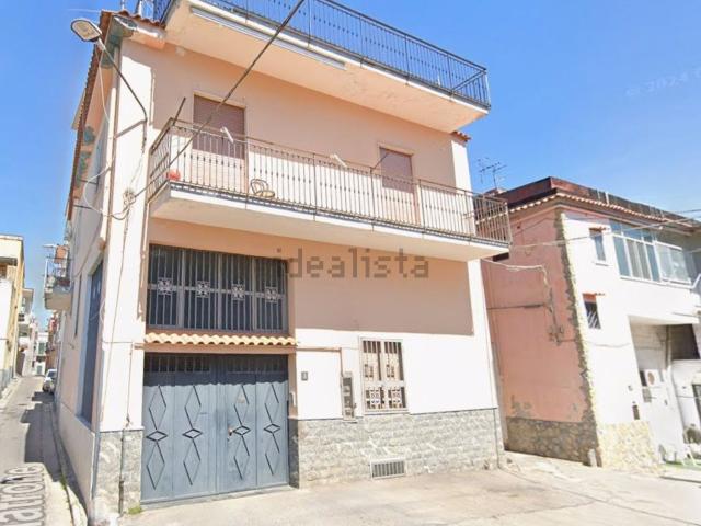 Appartamento in vendita di 220 m² in Via Matrone