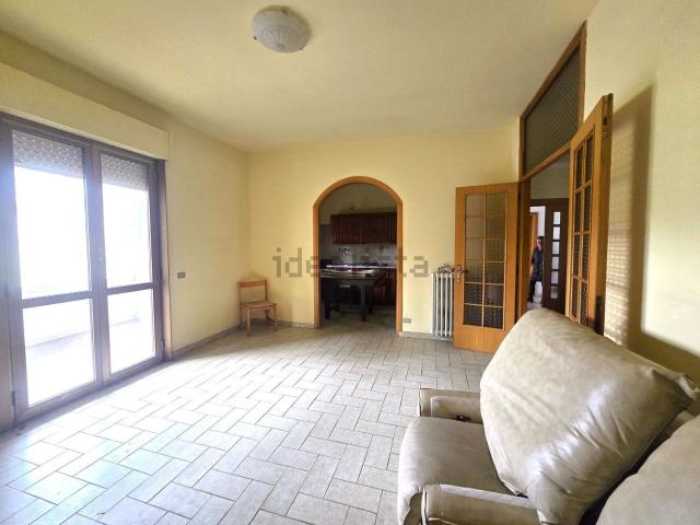 Appartamento in vendita di 220 m² in Via Mulini Valle del Tresinaro, 75
