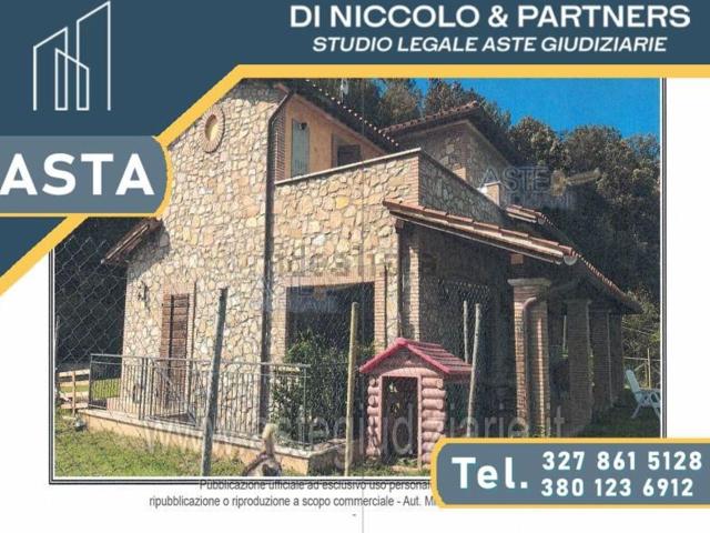 Appartamento in vendita di 220 m² in Via Nettuno