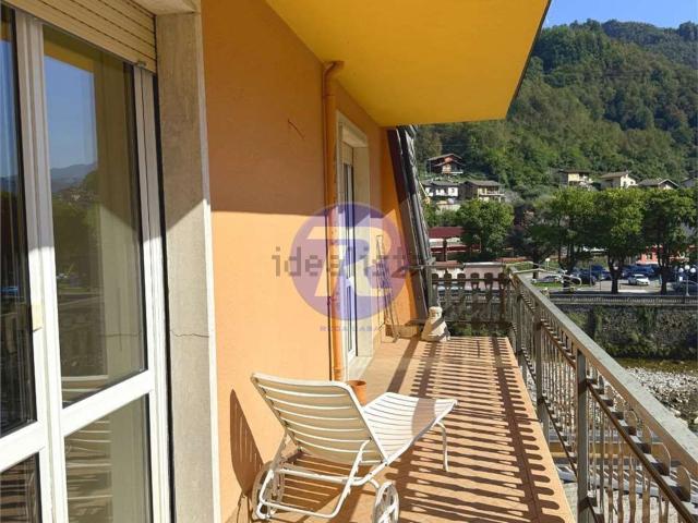 Appartamento in vendita di 220 m² in Via San Carlo, 11