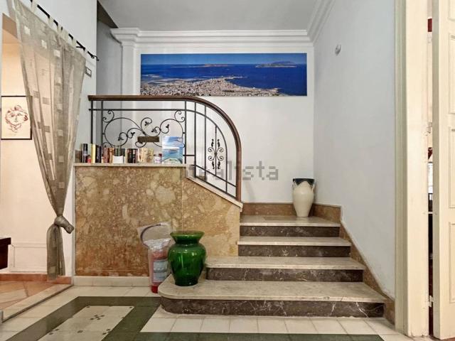 Appartamento in vendita di 220 m² in Via San Cristoforo, 8