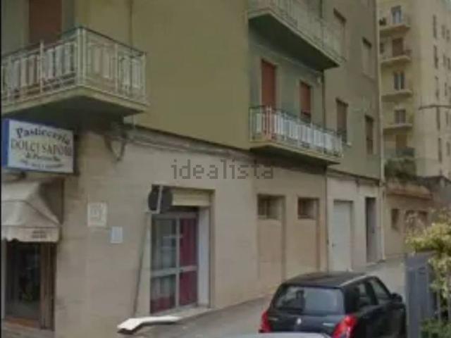 Appartamento in vendita di 220 m² in Via Santa Maria di Capua