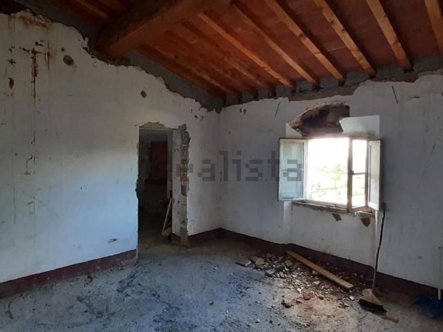 Appartamento in vendita di 220 m² in Via Poggiarello