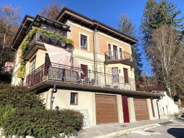 Appartamento in vendita di 220 m² in Via Pagani, 8