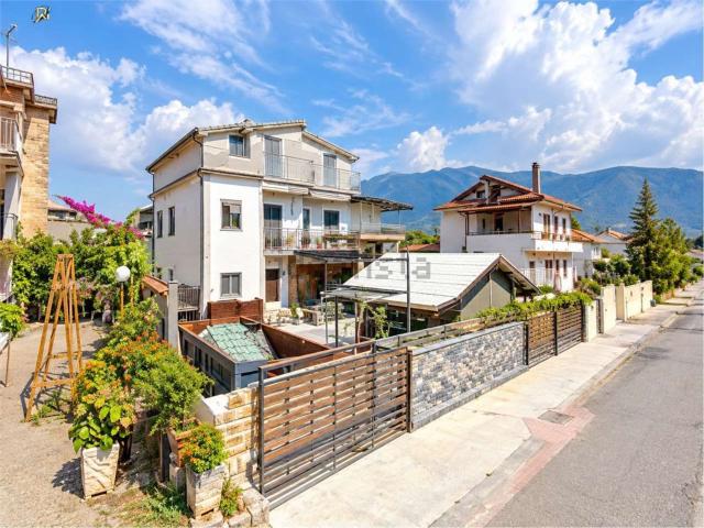 Appartamento in vendita di 220 m² in Contrada S.tommaso