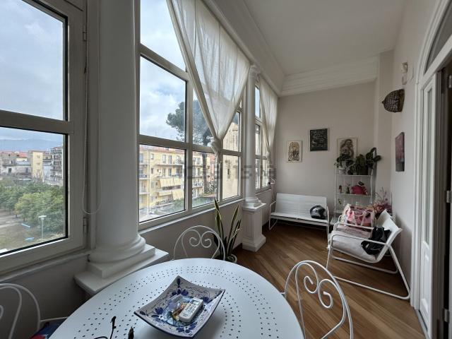 Appartamento in vendita di 220 m² in Corso Trieste, 233