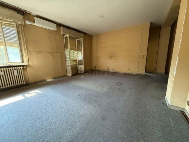 Appartamento in vendita di 220 m² in Corso Giuseppe Garibaldi