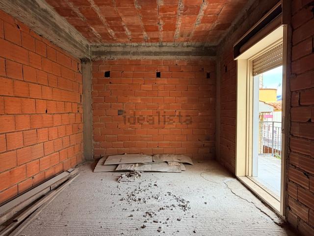 Appartamento in vendita di 220 m² in Corso Palmiro Togliatti, 24