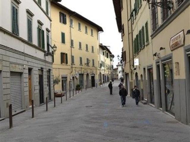 Appartamento in vendita di 220 m² in Piazza Cairoli