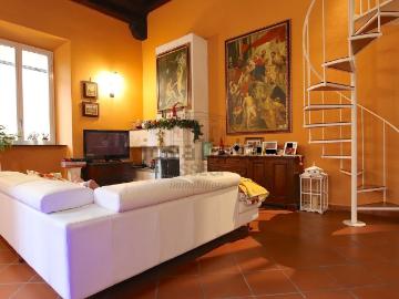 Appartamento in vendita di 220 m² in Piazza San Michele