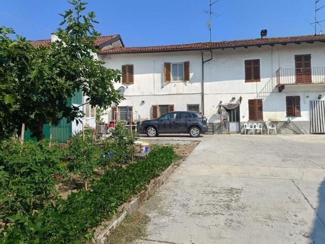 Appartamento in vendita di 220 m² in Strada Vialarda, 40