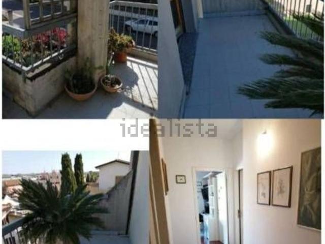 Appartamento in vendita di 221 m² in Via F. Turati, 205