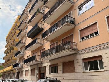 Appartamento in vendita di 221 m² in Via Quarto dei Mille, 6