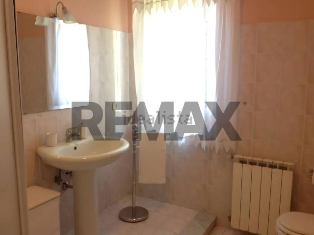 Appartamento in vendita di 310 m² in Via Beatrice di Tenda, 10