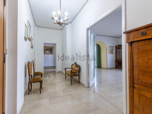 Appartamento in vendita di 222 m² in Via Giacinta Pezzana