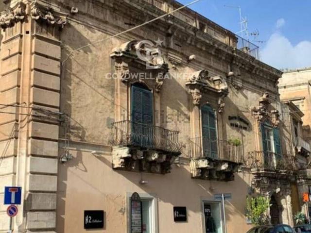 Appartamento in vendita di 222 m² in Strada Campailla, 10