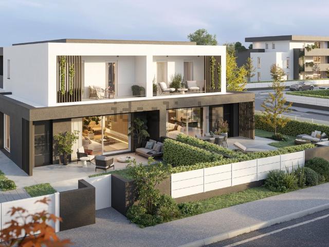 Appartamento in vendita di 223 m² in Via Gramsci
