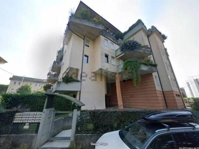 Appartamento in vendita di 223 m² in Via Domenico Meschinelli, 63