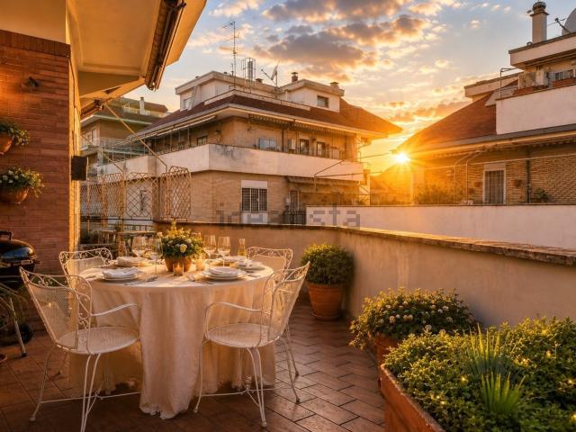 Appartamento in vendita di 223 m² in Via Renato Fucini