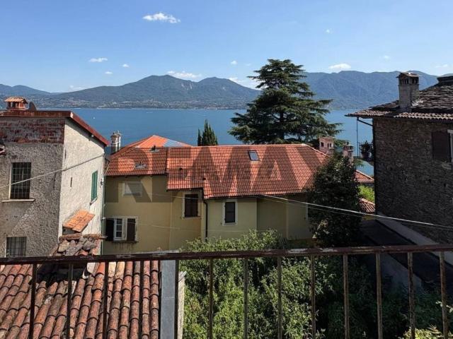Appartamento in vendita di 223 m² in Piazzale Italia, 1