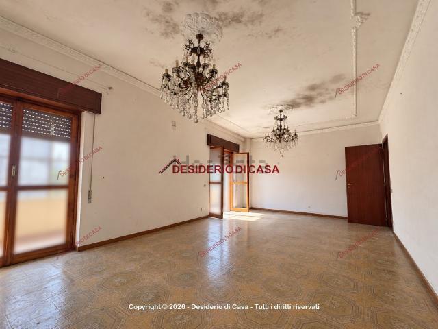 Appartamento in vendita di 225 m² in Via Archi, 24