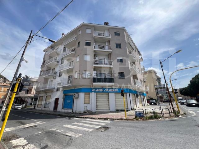 Appartamento in vendita di 225 m² in Via Garibaldi, 1