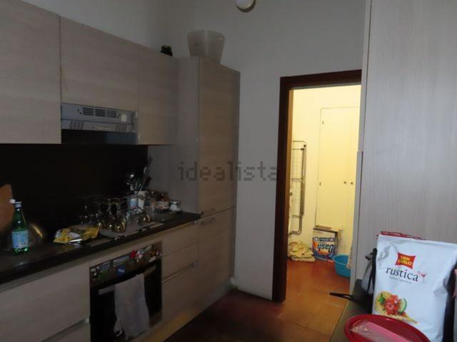 Appartamento in vendita di 225 m² in Via Giacomo Matteotti, 33