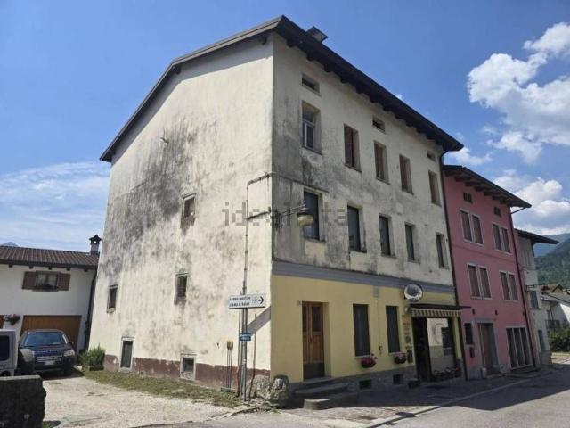 Appartamento in vendita di 225 m² in Via Guglielmo Marconi, 24